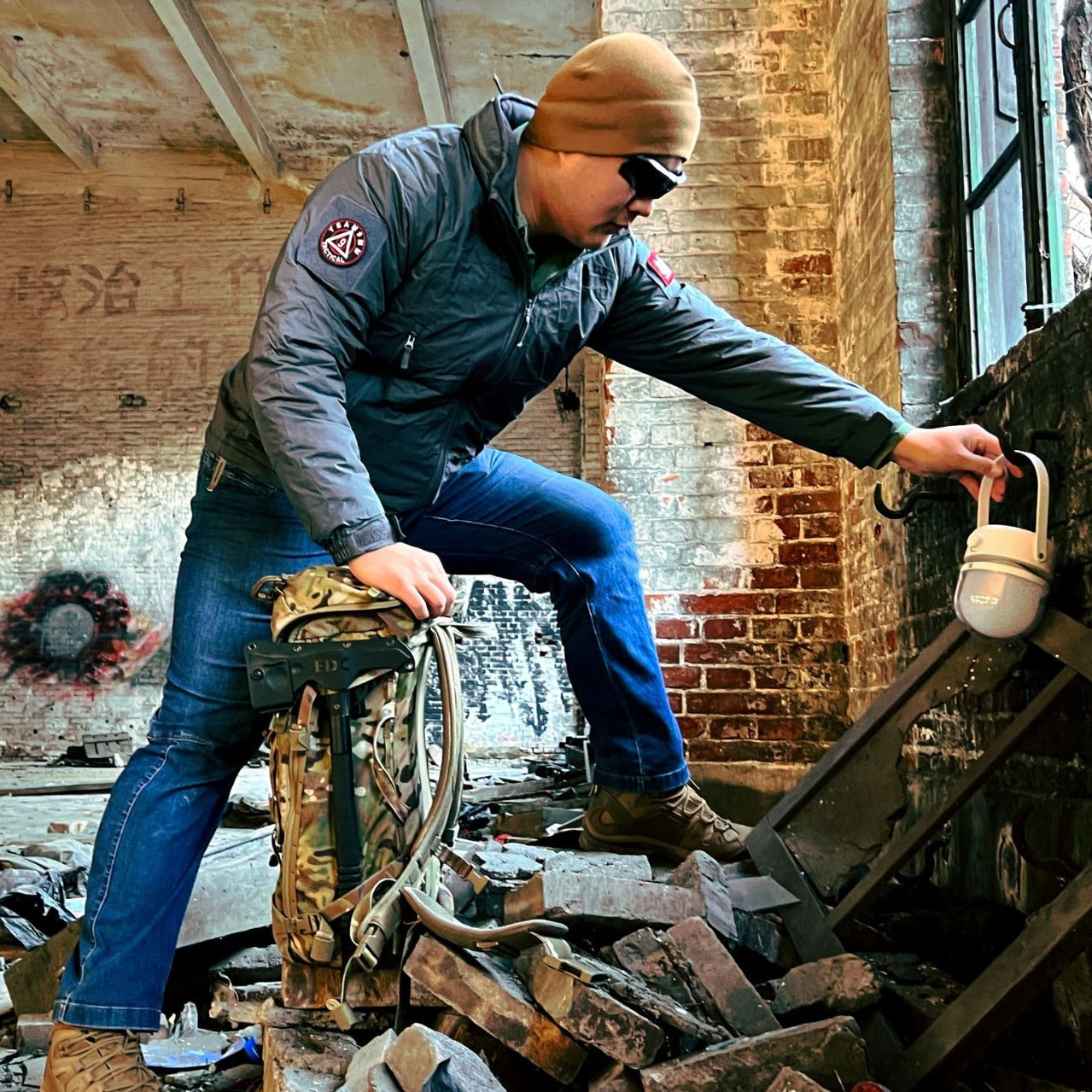 Outdoor Clothing Waterproof Cold Protective Clothing Urban Commuting Camouflage Coat